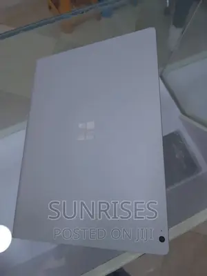 New Laptop Microsoft Surface Book 3 16GB Intel Core I7 SSD 256GB