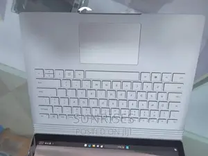 New Laptop Microsoft Surface Book 3 16GB Intel Core I7 SSD 256GB