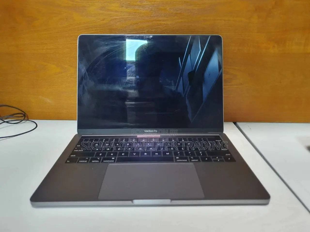 New Laptop Apple MacBook Pro 2017 16GB Intel Core I7 SSD 512GB