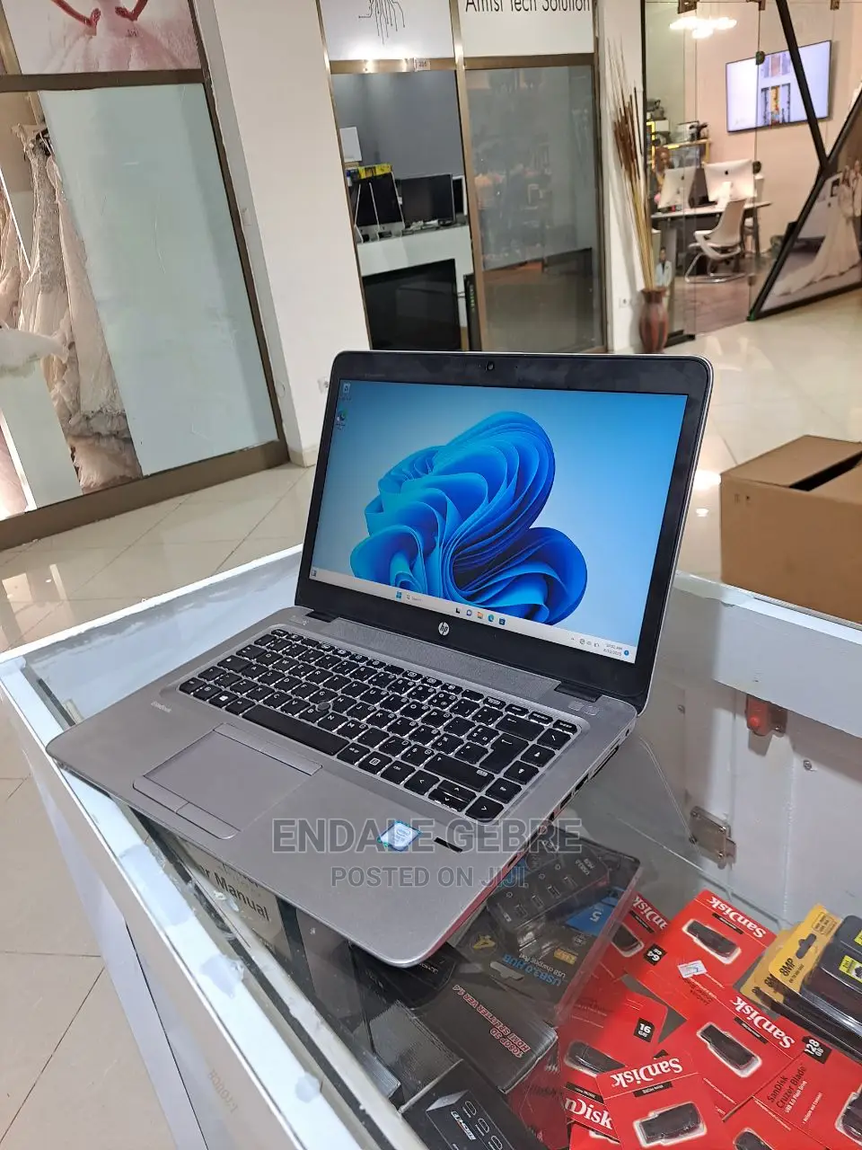 New Laptop HP EliteBook 840 G3 8GB Intel Core I5 HDD 1T