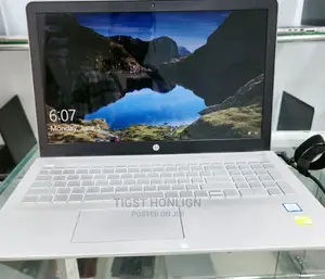 New Laptop HP Pavilion 15 12GB Intel Core I7 SSD 256GB