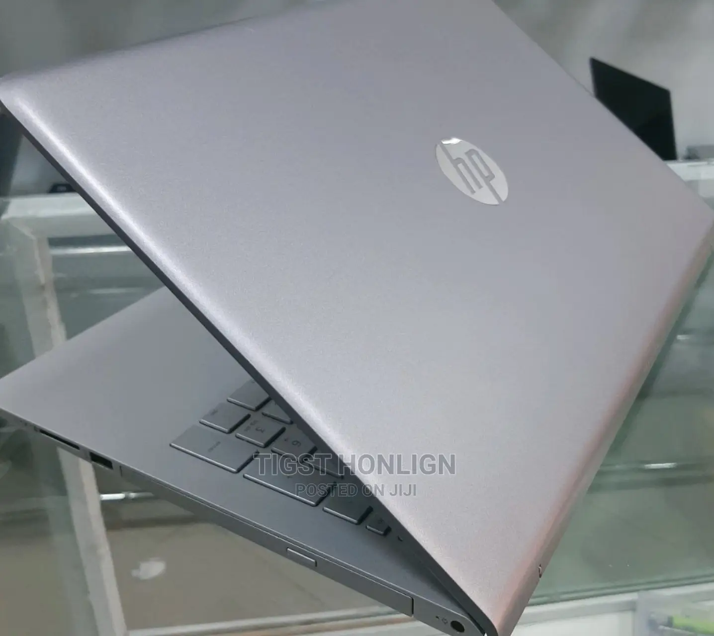 New Laptop HP Pavilion 15 12GB Intel Core I7 SSD 256GB