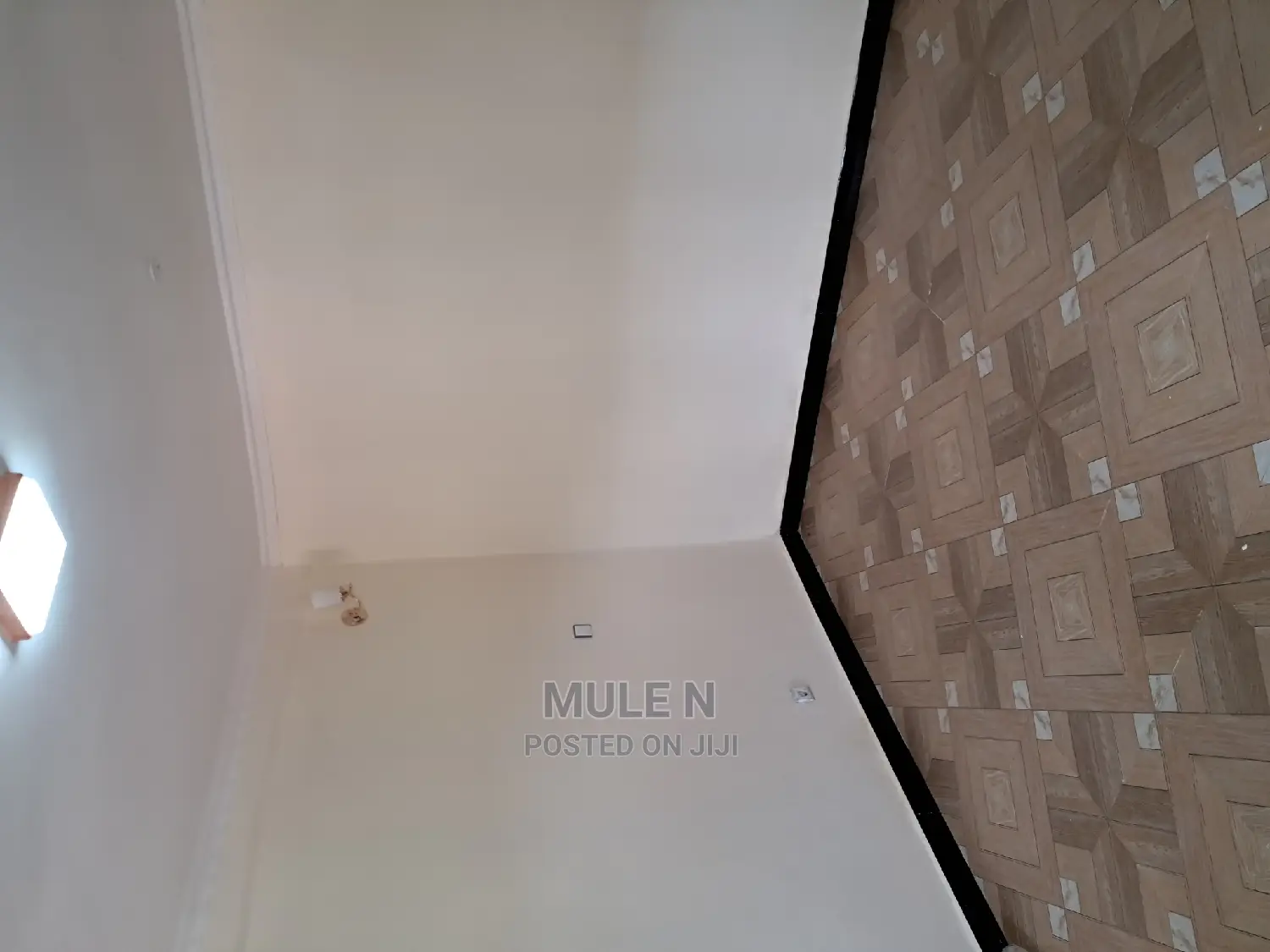 Furnished 1bdrm Condo in ኣባዶ ኮንደሚኒየም, Yeka for sale