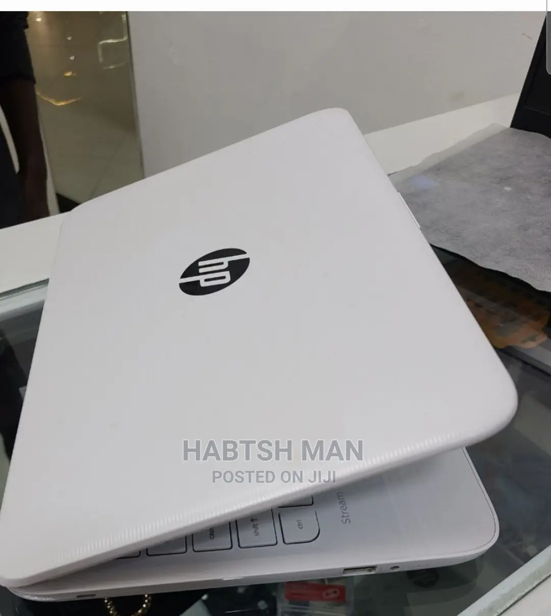 New Laptop HP 15-Da3007nia 4GB Intel Celeron SSD 72GB