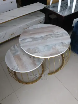 Photo - Table/ጠረጴዛ