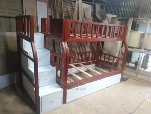 Photo - ተደራራቢ አልጋዎች