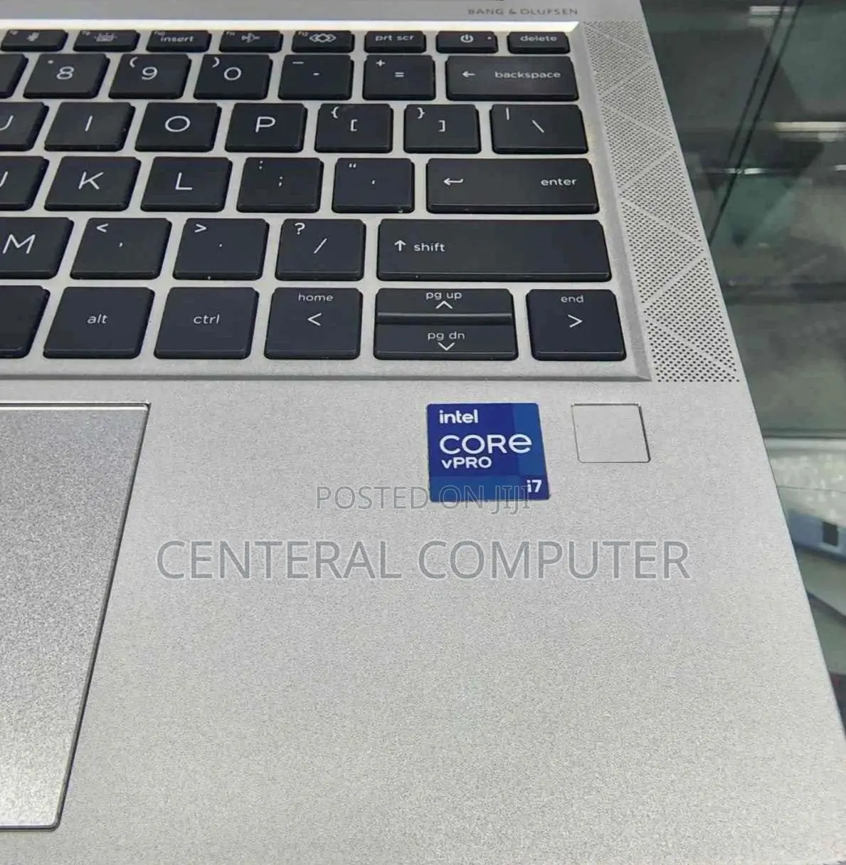 New Laptop HP EliteBook 830 16GB Intel Core I7 SSD 256GB