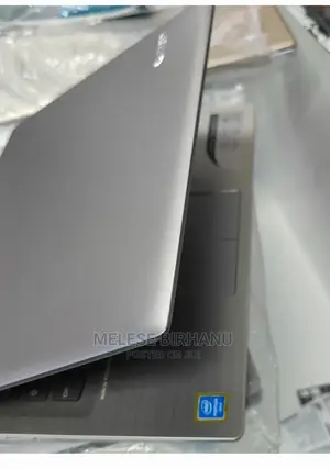 New Laptop Lenovo Ideapad 3 4GB Intel Core i5 SSD 128GB