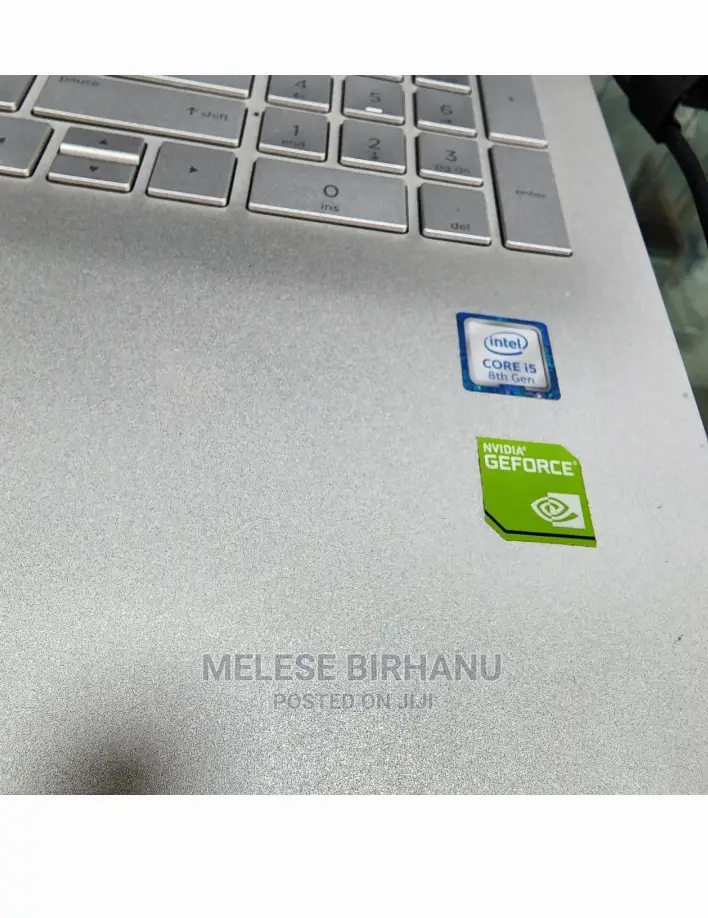 New Laptop HP Pavilion 15 12GB Intel Core i5 SSD 256GB