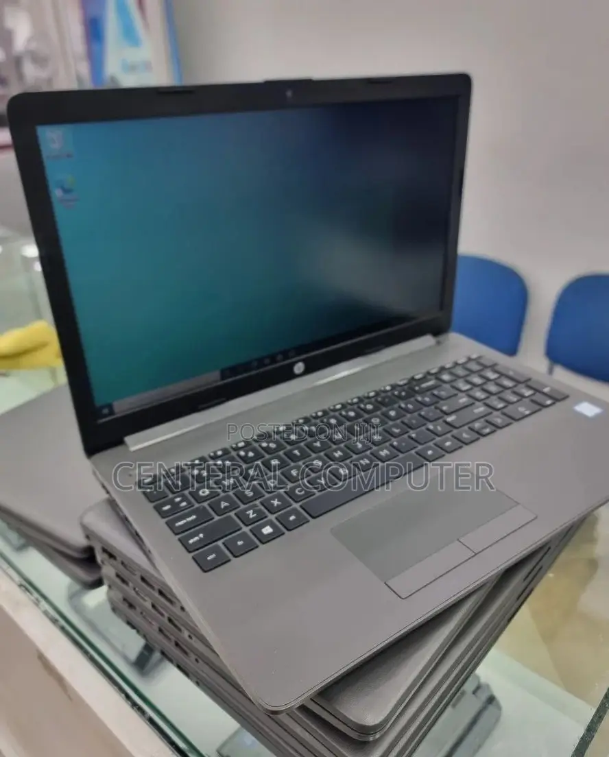 New Laptop HP Stream Notebook 8GB Intel Core I5 HDD 1T