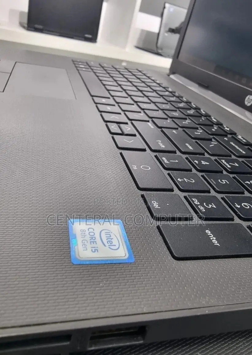 New Laptop HP Stream Notebook 8GB Intel Core I5 HDD 1T