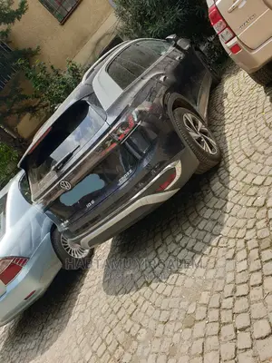 New Volkswagen ID.6 2022 Blue