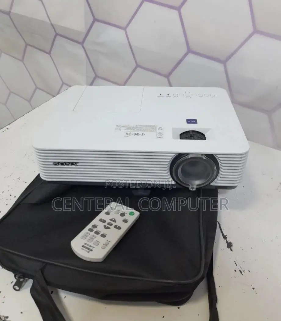 Sony VPL Dx 221 Projector