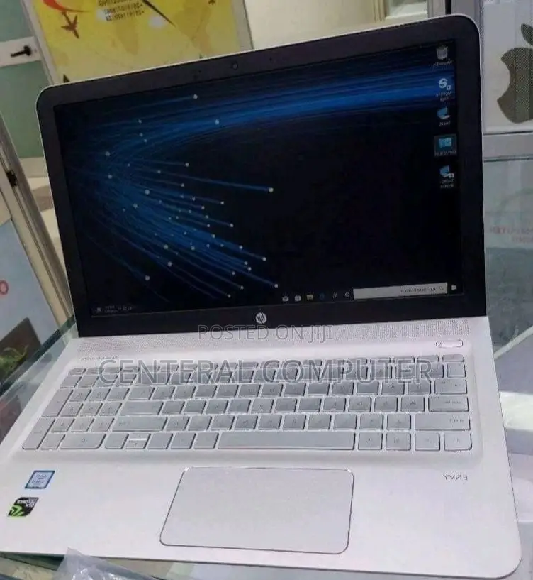 New Laptop 8GB Intel Core I5 HDD+SSD 128GB