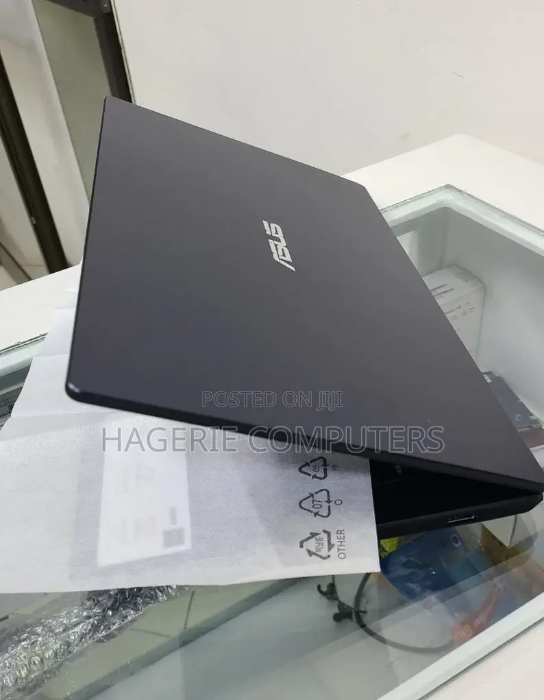 New Laptop Asus 8GB Intel Pentium SSD 256GB