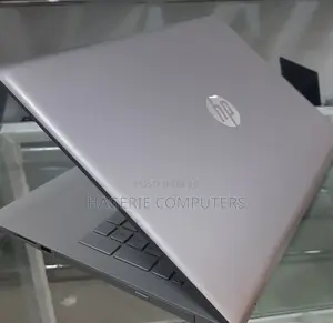 New Laptop HP Pavilion X2 10 12GB Intel Core I5 SSD 256GB