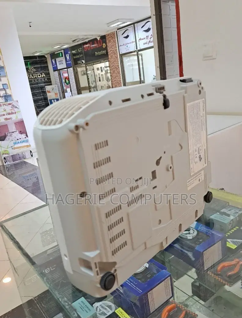 Brand New EPSON Projector