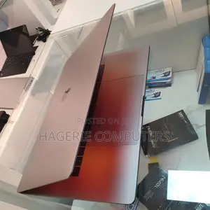 Photo - New Laptop Apple MacBook Air 2017 16GB Intel Core I7 SSD 512GB