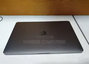 New Laptop Apple MacBook Pro 2019 16GB Intel Core I7 SSD 512GB