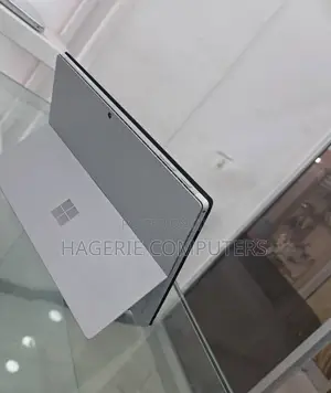 New Laptop Microsoft Surface Laptop 8GB Intel Core I5 SSD 128GB