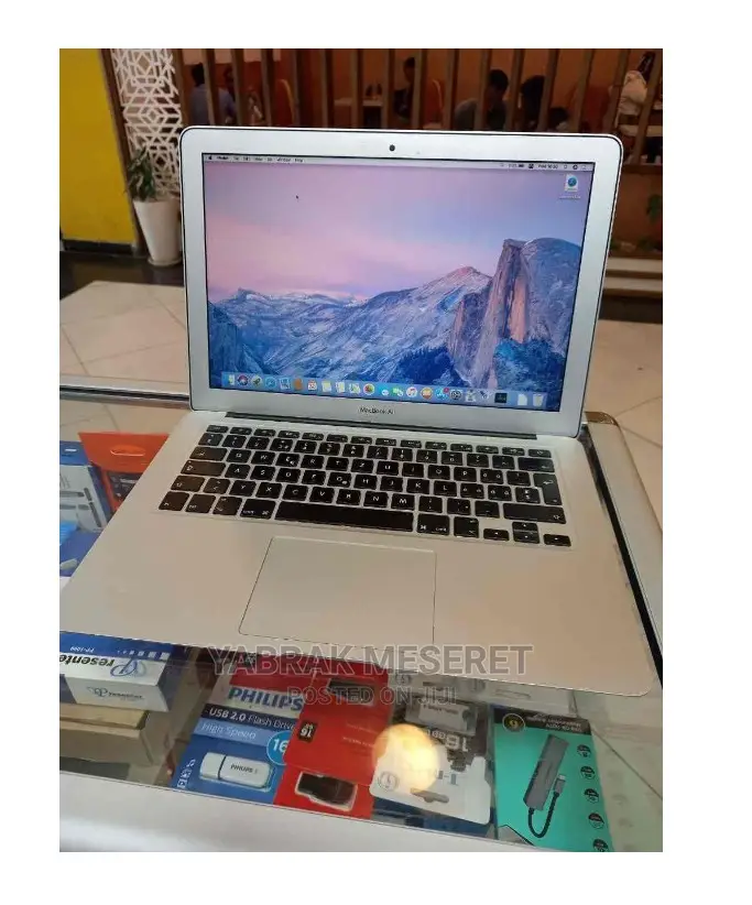 Laptop Apple MacBook Air 2014 8GB Intel Core I7 SSD 512GB