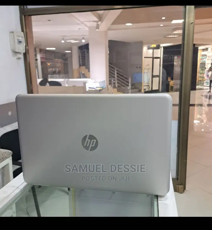 New Laptop HP Pavilion 15 8GB Intel Core I7 SSD 512GB
