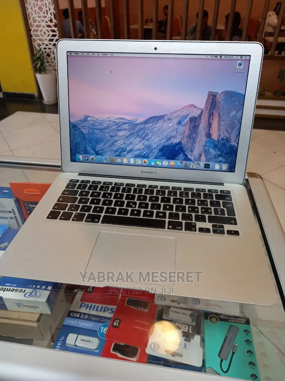 Laptop Apple MacBook Air 2014 8GB Intel Core I7 SSD 512GB