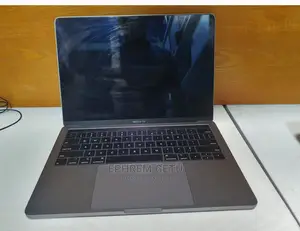 New Laptop Apple MacBook Pro 2019 16GB Intel Core I7 SSD 512GB