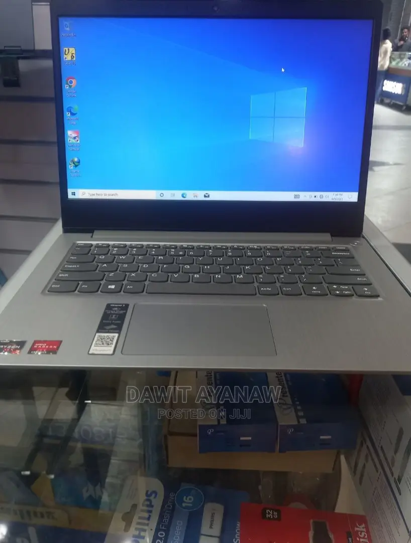 New Laptop Lenovo Ideapad 3 12GB AMD Ryzen 3 SSD 1T