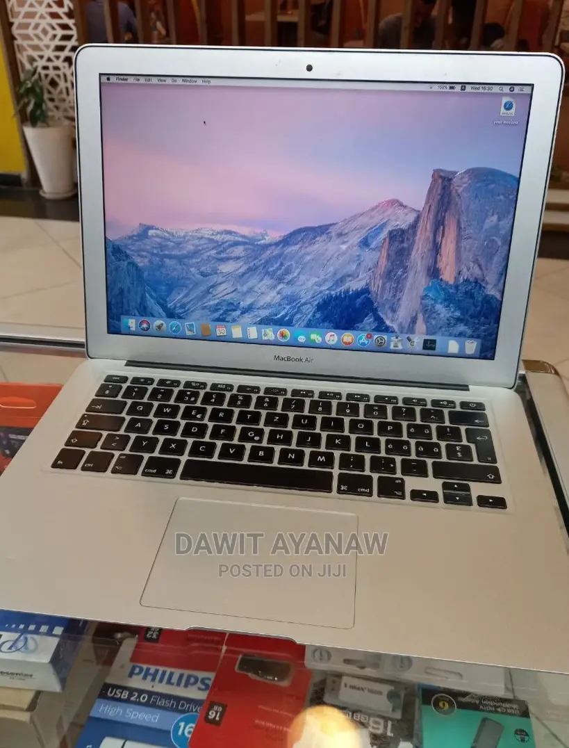 New Laptop Apple MacBook Air 2014 8GB Intel Core I7 SSD 512GB
