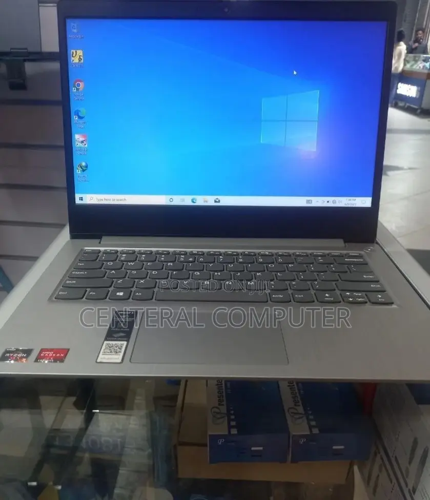 New Laptop Lenovo Ideapad 3 12GB AMD Ryzen 3 SSD 1T