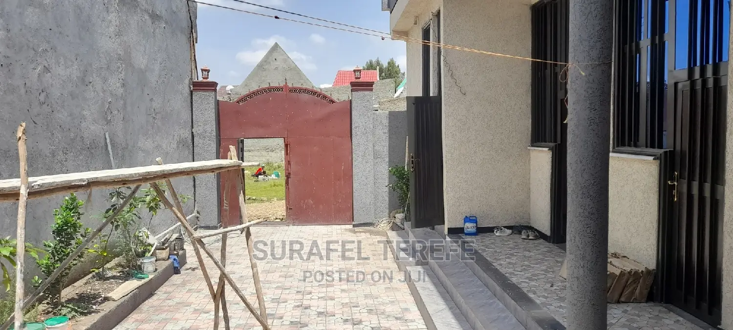 Furnished 5bdrm House in East Shewa for sale