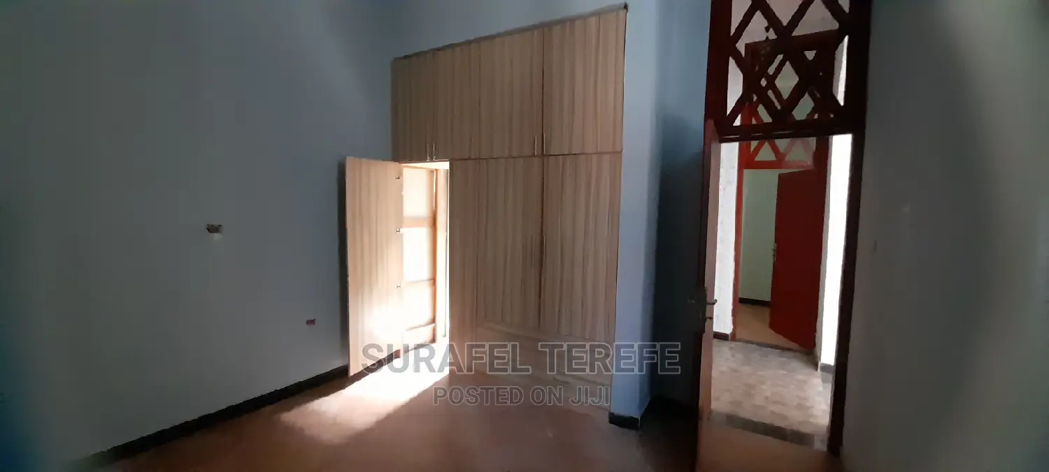 Furnished 5bdrm House in East Shewa for sale