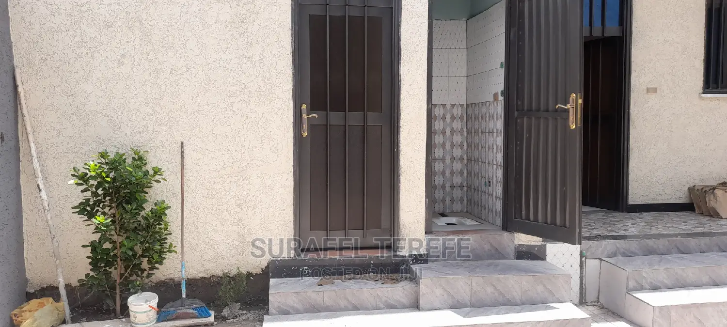Furnished 5bdrm House in East Shewa for sale