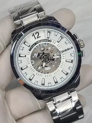 Different Brand Men's Watch