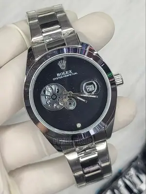 Different Brand Men's Watch