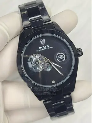 Different Brand Men's Watch