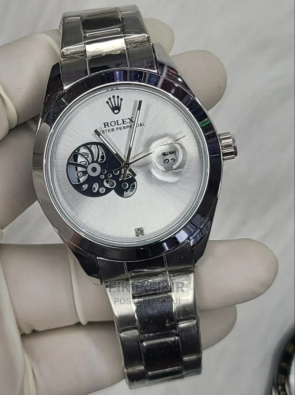 Different Brand Men's Watch