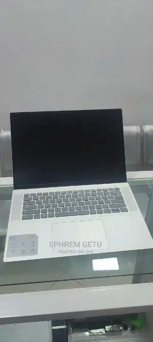 New Laptop Dell Inspiron 15 16GB Intel Core I7 SSD 1T