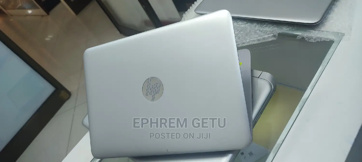 New Laptop HP EliteBook 820 G3 8GB Intel Core I5 HDD+SSD 1T