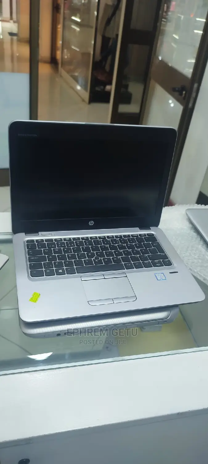 New Laptop HP EliteBook 820 G3 8GB Intel Core I5 HDD+SSD 1T