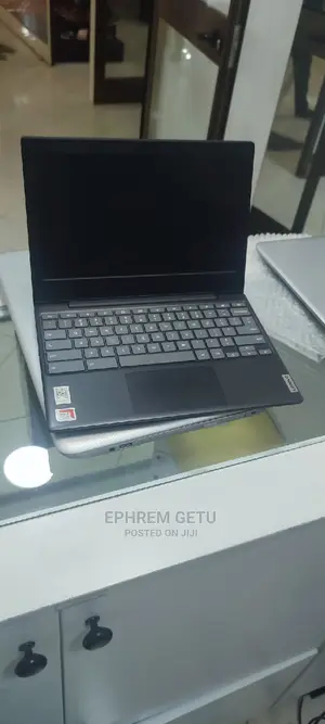 Photo - New Laptop Lenovo Chromebook N42 4GB Intel Pentium SSD 32GB