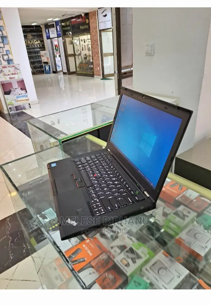 New Laptop Lenovo ThinkPad T430s 4GB Intel Core I3 HDD 320GB