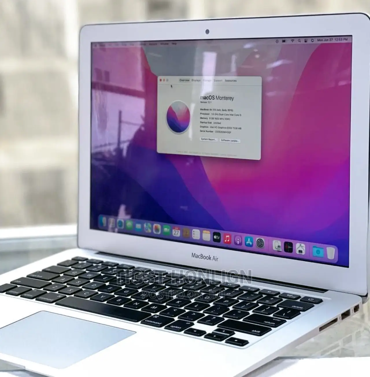 New Laptop Apple MacBook Pro 2017 8GB Intel Core I5 SSD 256GB