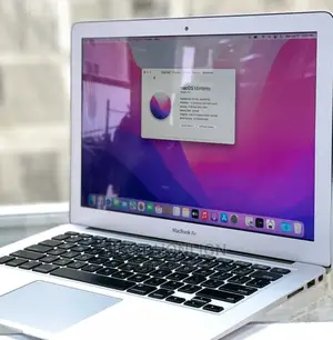 New Laptop Apple MacBook Pro 2017 8GB Intel Core I5 SSD 256GB