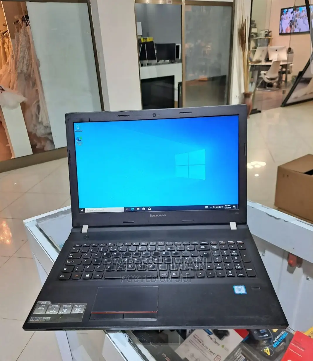 New Laptop Lenovo Ideapad 3 8GB Intel Core I7 HDD 1T