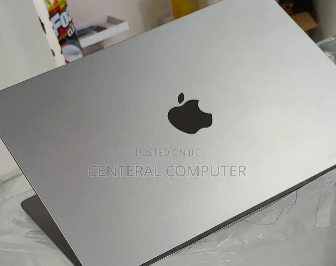 New Laptop Apple MacBook Air 2022 M2 8GB SSD 256GB