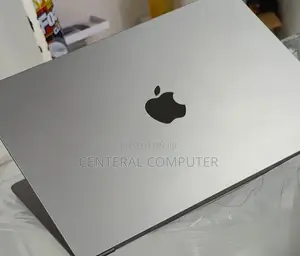 New Laptop Apple MacBook Air 2022 M2 8GB SSD 256GB