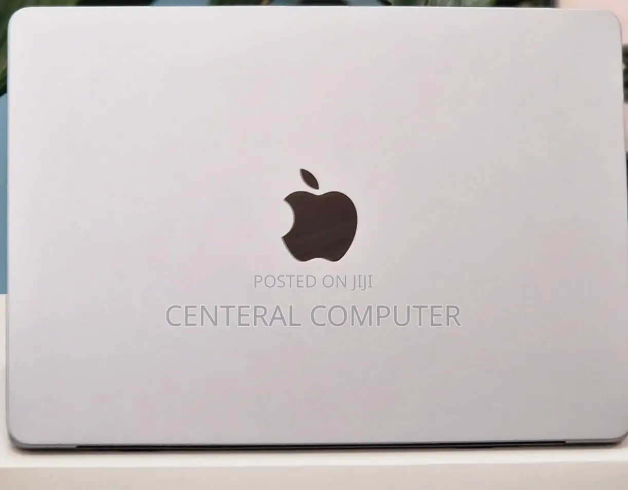 New Laptop Apple MacBook Air 2022 M2 8GB Apple M2 SSD 512GB