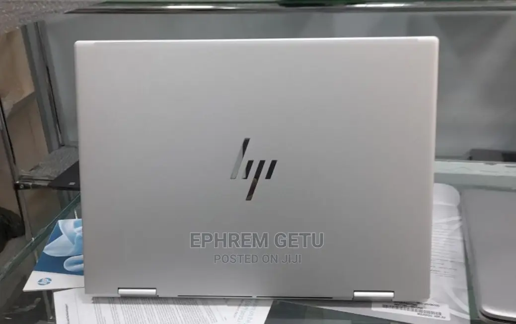 New Laptop HP Envy X360 8GB Intel Core I7 SSD 512GB